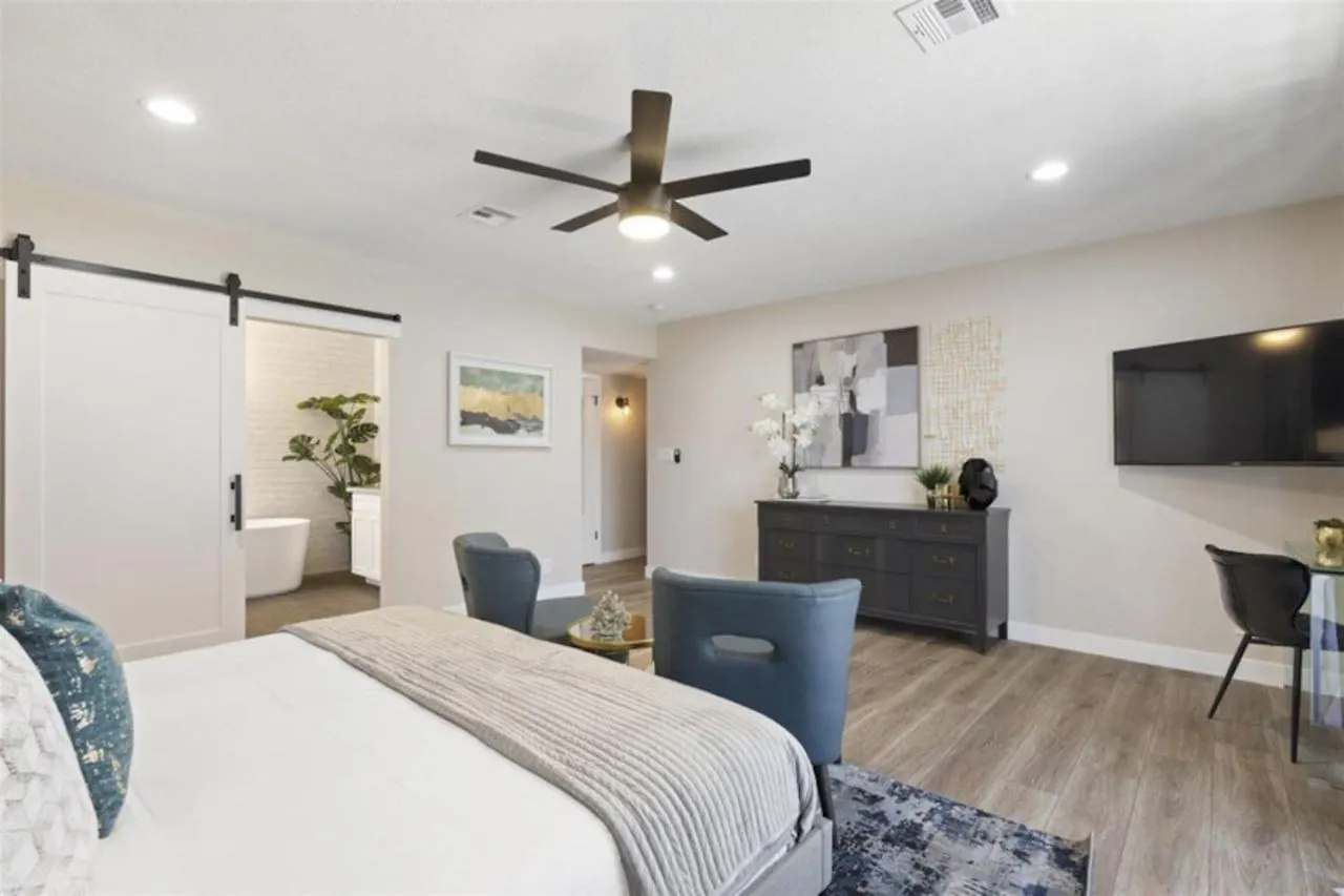 Heated Pool, Spa,Arcade Games,Pool Table,Ping-Pong Phoenix